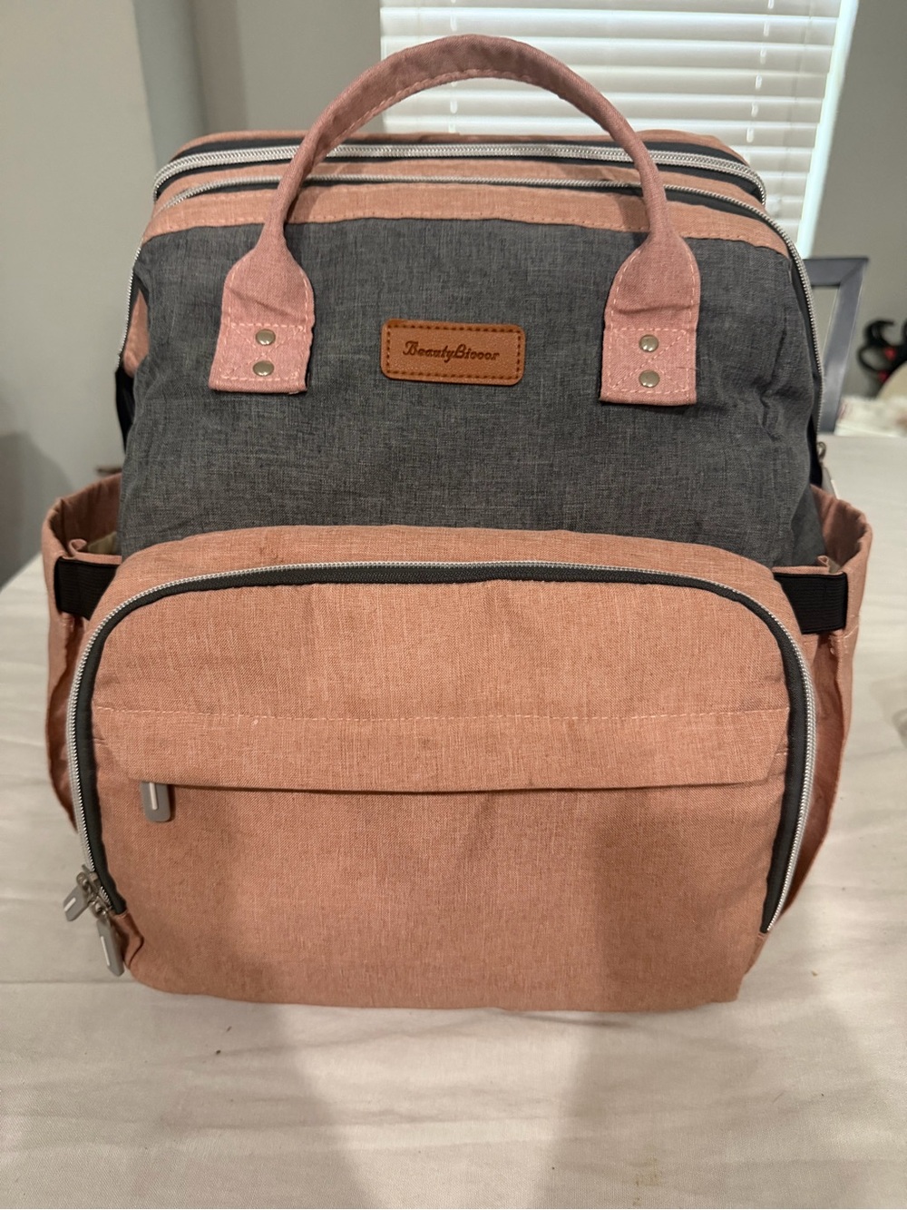 Beauty bicoor 3-in-1 diaper bag